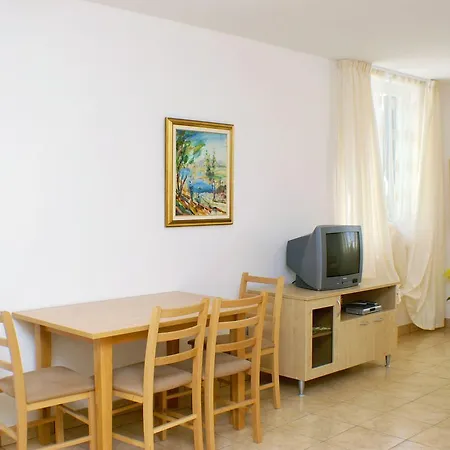3093g Apartament *