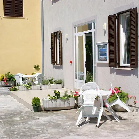 Apartment 3093g *